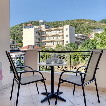 Niovi Luxury Apartments Loutra Edipsou  ภายนอก รูปภาพ