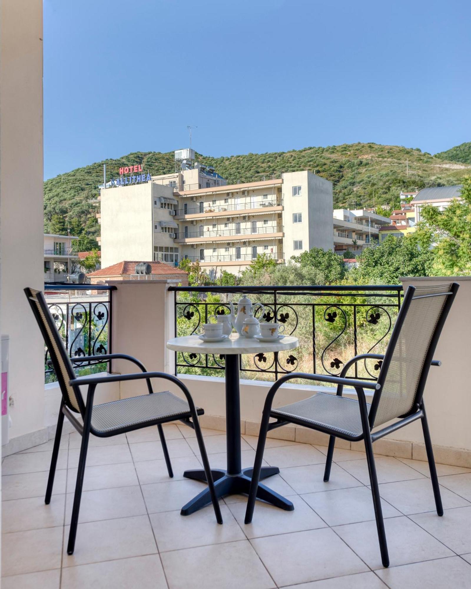 Niovi Luxury Apartments Loutra Edipsou  ภายนอก รูปภาพ