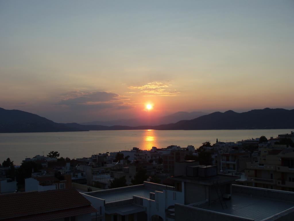 Niovi Luxury Apartments Loutra Edipsou  ภายนอก รูปภาพ