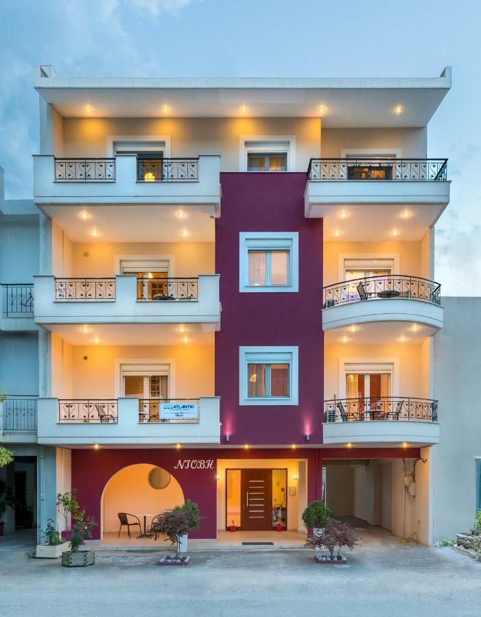 Niovi Luxury Apartments Loutra Edipsou  ภายนอก รูปภาพ